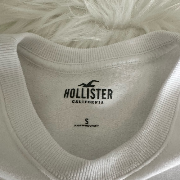 Hollister Graphic Vacation Crewneck - Picture 5 of 5